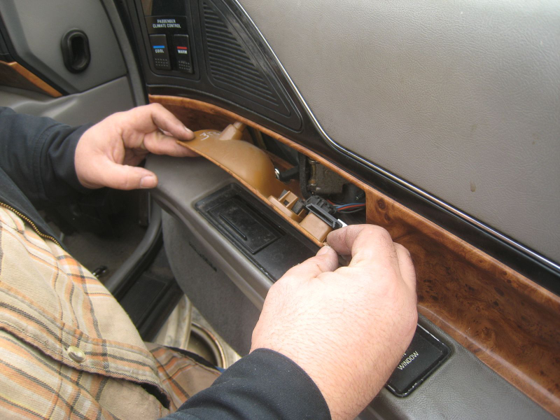 Illustration for article titled Junkyard Nightmare Build Quality Challenge, Door Panel Edition: USA